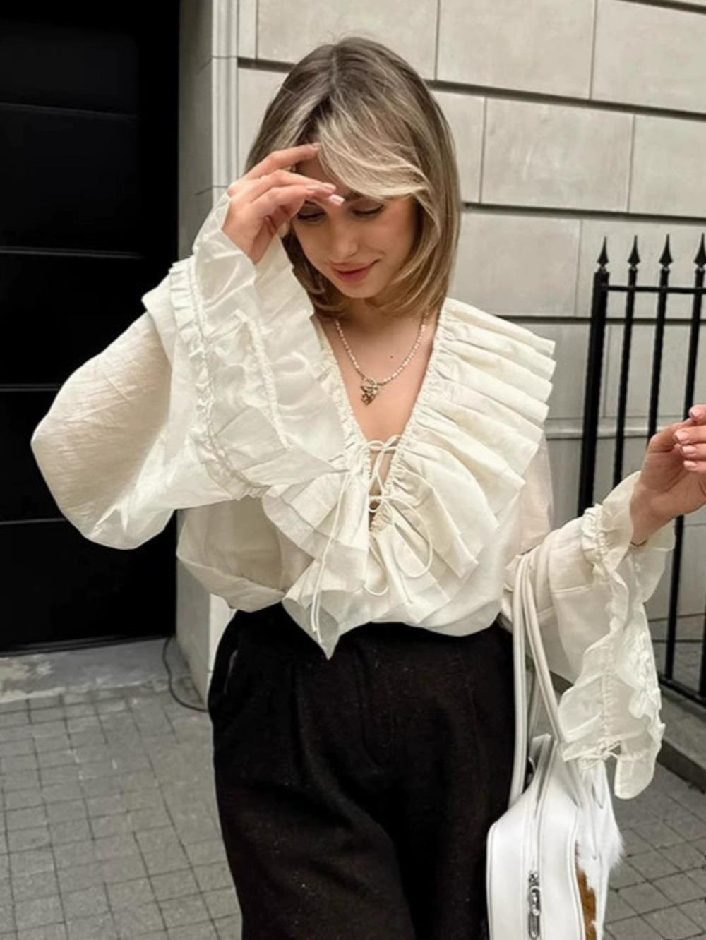 Forever 21 Royal Champagne Flare Sleeve Blouse Autumn Tencel Ruffle Collar